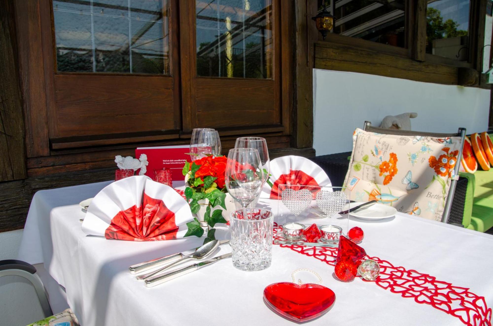 Hotel Restaurant Thum บาลิงเงน ภายนอก รูปภาพ