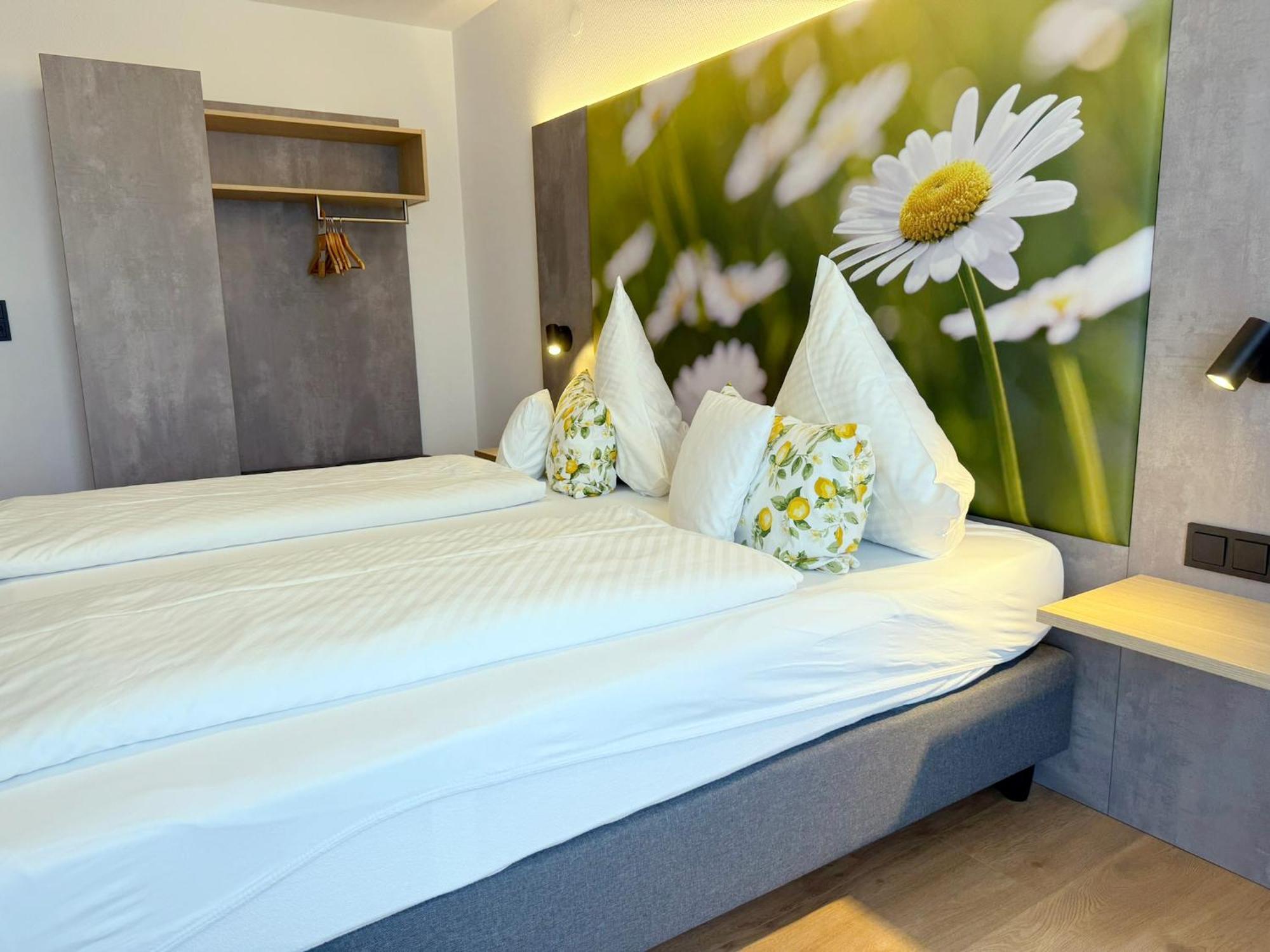 Hotel Restaurant Thum บาลิงเงน ภายนอก รูปภาพ