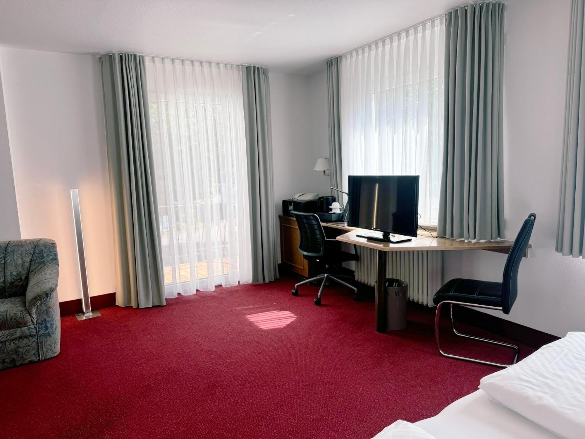 Hotel Restaurant Thum บาลิงเงน ภายนอก รูปภาพ